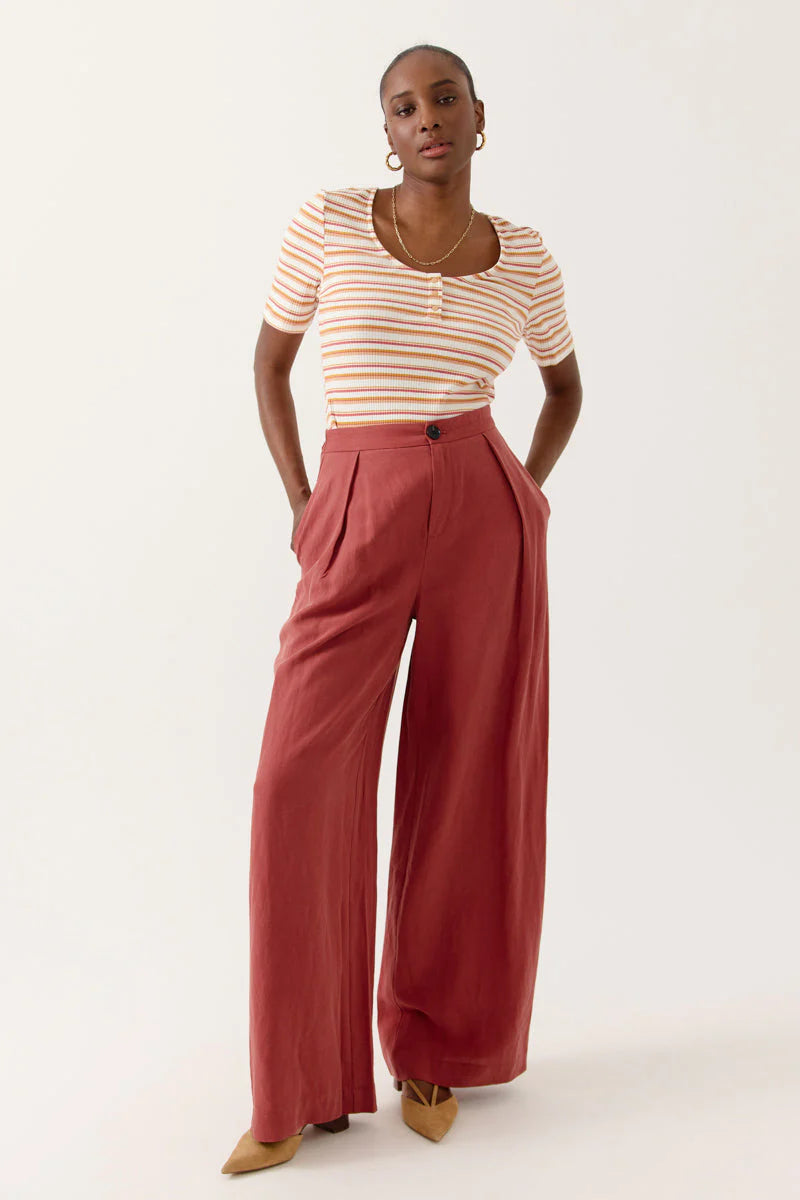 Pantalon terracotta - Odesia - ArtLove
